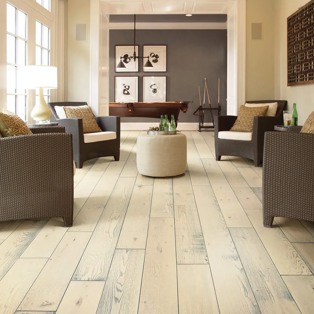 1W719_11024_ROOM2 Living room Hardwood | The Floor Shoppe